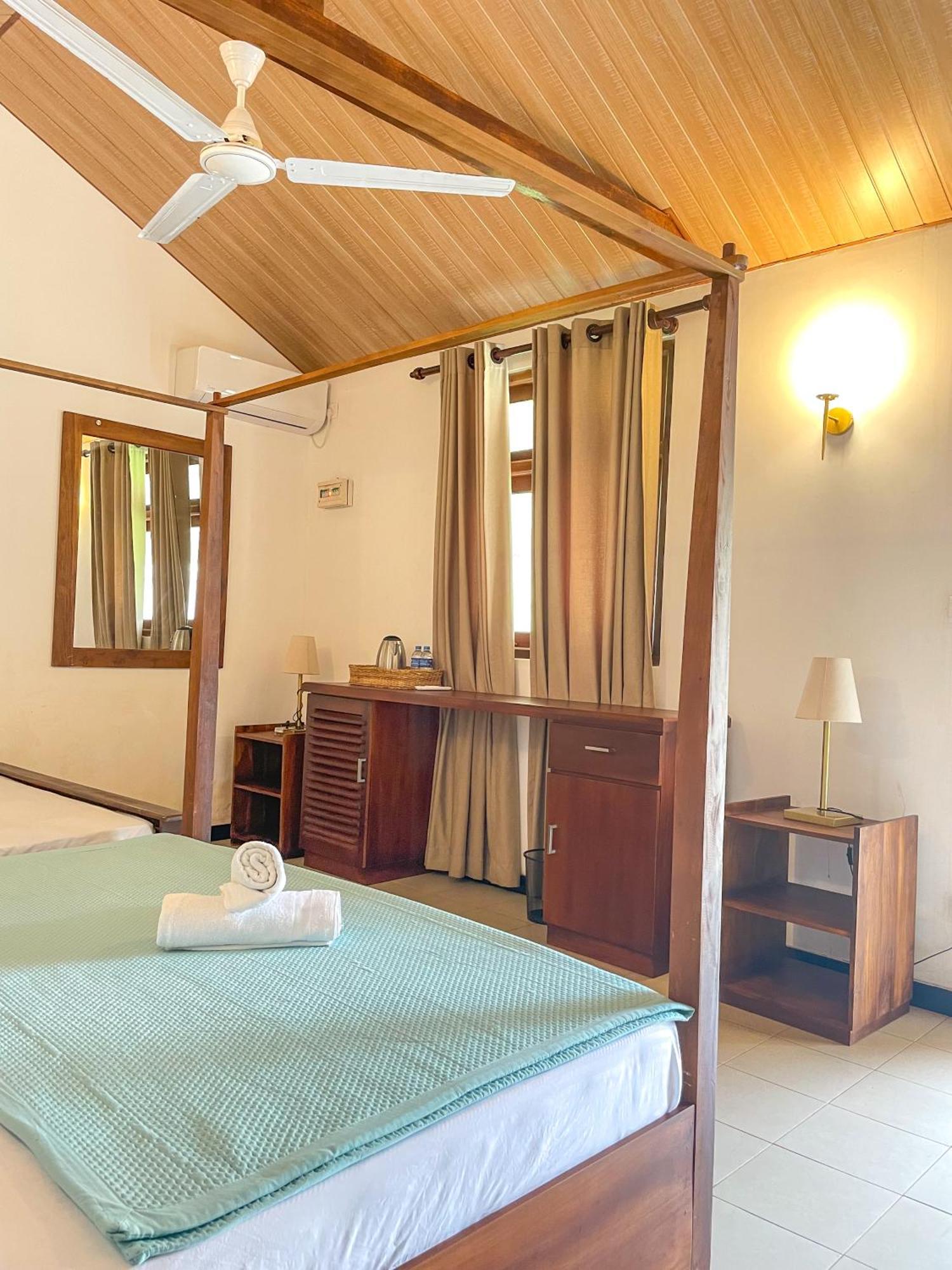 The Barns Villas And Restaurant Негомбо Екстер'єр фото